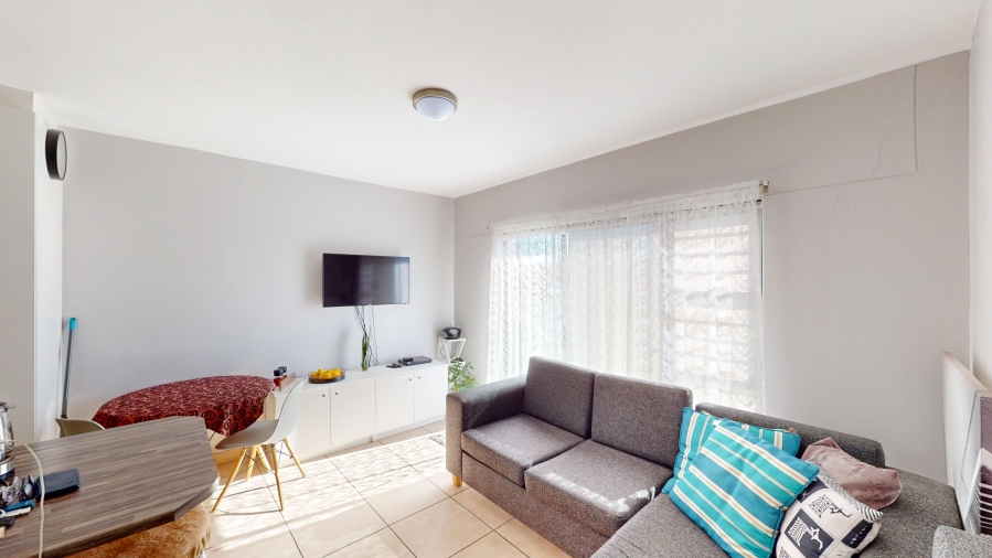 2 Bedroom Property for Sale in Guldenland Western Cape
